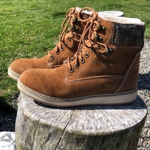 White Mountain Women’s Boots